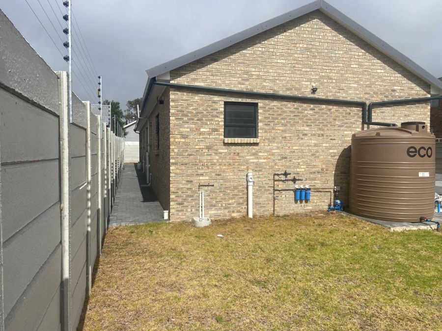 4 Bedroom Property for Sale in Brymore Eastern Cape